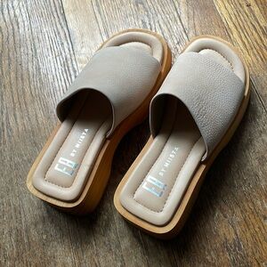 E8 by Miista leather slide with heavy wedge heel